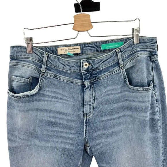 Anthropologie PilcroJeans High-Rise Slim Medium Wash Distressed Plus‎ Size 18W - Picture 2 of 16